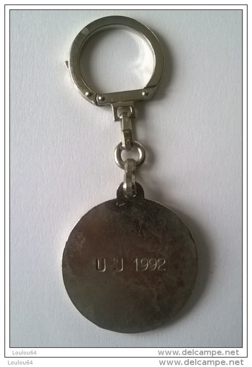 Porte - Clefs - Sport - Foot-ball - U.J - 1992 - Superbe - - Key-rings