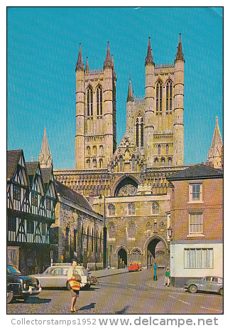 7169- POSTCARD, LINCOLN- EXCHEQUER GATE, CATHEDRAL, CAR - Lincoln
