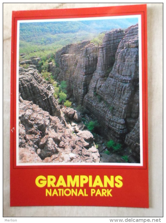 Australia   Grampians National Park  -The Massive Grand Canyon  - Victoria      D120664 - Grampians