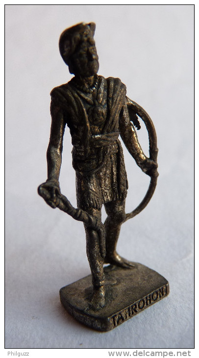 FIGURINE KINDER  METAL  INDIEN II - 2 TAHROHON VIEIL ARGENT - KRIEGER Berümmte Indianer-Häuptlinge - Metal Figurines