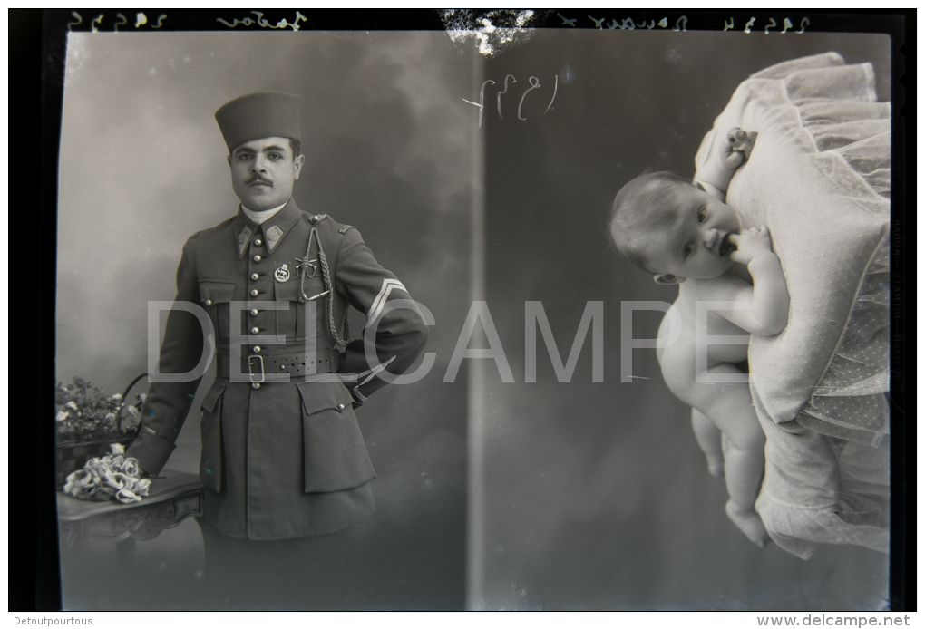 Négatif Photo 8x12 Militaire Soldat Zouave 28 RTT Régiment De Tirailleurs Tunisiens Fourragère Bon Tireur / + Bébé Nu - Guerre, Militaire