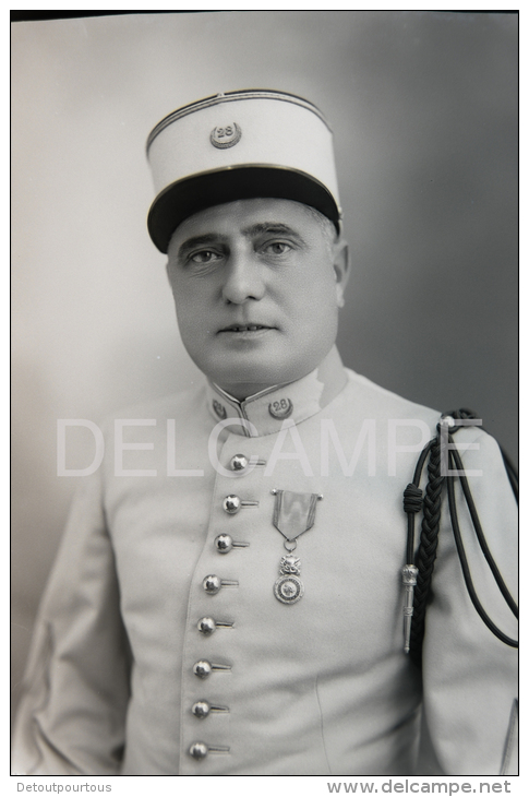 Négatif Photo 13x17 Militaire Soldat Sous Officier ARMAND Régiment RTT Tirailleur Tunisiens Médaille - Guerre, Militaire