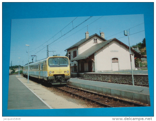 48) Le Rail Ussellois N°148 - En Gare D'aumont - Aubrac -  L´autorail - Train  Z 7367 - PHOTO Gibiat - Aumont Aubrac