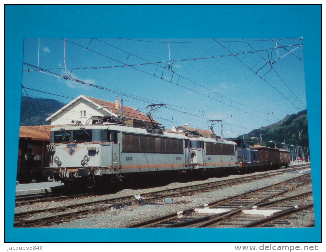 09) Le Rail Ussellois N°232- En Gare D'ax Les Thermes - L´autorail - Train  - BB.8610 Et 8612 En U.M  - PHOTO Gibiat - Ax Les Thermes