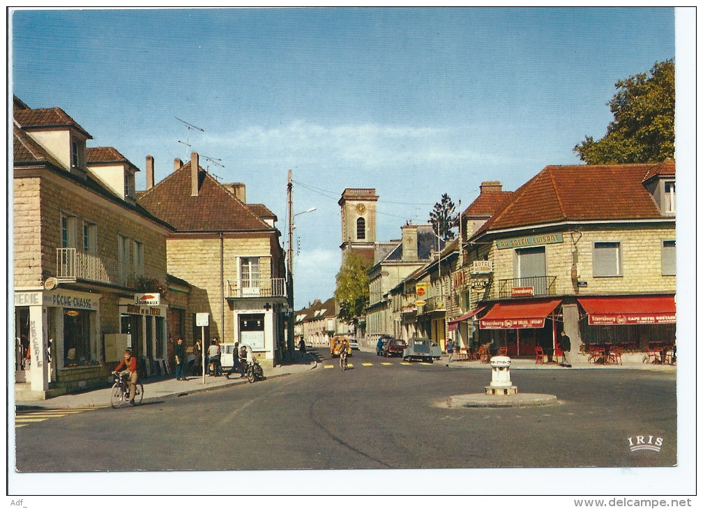 CP BRIENNE LE CHATEAU, CAFE HOTEL RESTAURANT AU SOLEIL LEVANT PUB KRONENBOURG CITROEN 2CV MAGASIN PECHE CHASSE, AUBE 10 - Autres & Non Classés