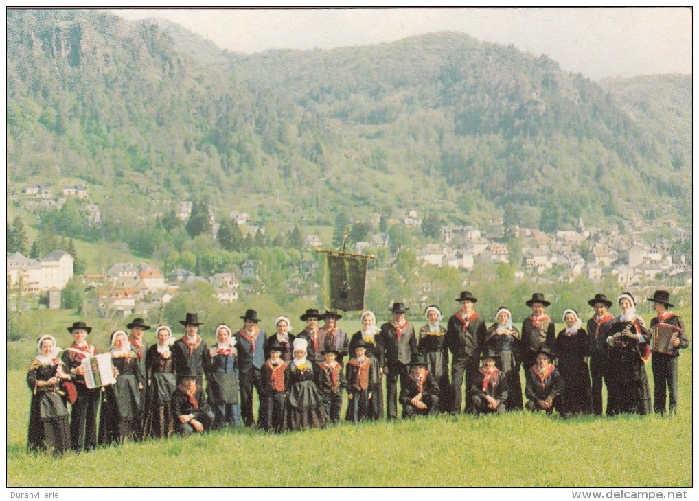 15 - VIC-sur-CERE - Groupe Folklorique "Bourrée De Carladès" - Autres & Non Classés