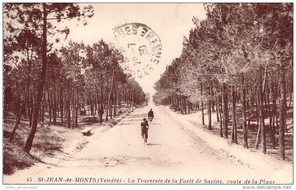 CPA St-Jean-de-Monts La Traversée De La Forêt De Sapins (animée) R1477 - Saint Jean De Monts