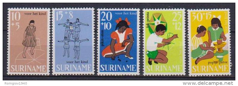 SURINAME 1968 A FAVORE DEI GIOVANI YVERT. 486-490 MLH VF - Suriname