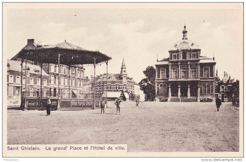 SAINT GHISLAIN - La Grand'Place Et L'Hôtel De Ville - Saint-Ghislain