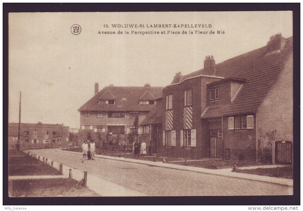 Carte Postale - WOLUWE ST LAMBERT - KAPELLEVELD - Avenue De La Perspective Et Place De La Fleur De Blé - CPA   // - St-Lambrechts-Woluwe - Woluwe-St-Lambert