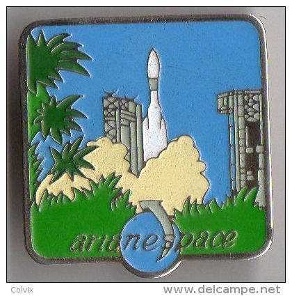 PIN´S ESPACE ARIANESPACE - Space