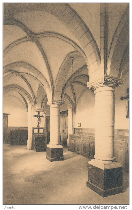 POSTEL / ABDIJ / INTERIEUR KERK /ZUILEN - Mol