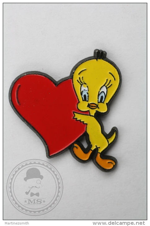 Warner Bross, Looney Tunes Character: Tweety Bird Red Heart - Pin Badge #PLS - Cómics