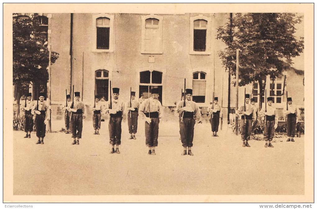 Dijon   21   Miliaria  27 eme Régiment d'infanterie    20 Vues   ( voir q.q scan)