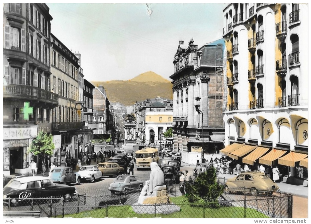 Clermont-Ferrand - Boulevard Desaix - Dans Le Fond, Le Puy De Dôme - Carte CAP, Dentelée - Clermont Ferrand