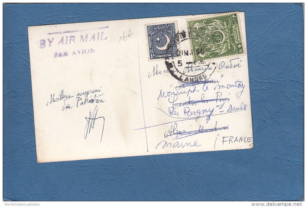 CPA Photo - KARACHI - Post Trust - Cachet By Air Mail - Timbre Du Pakistan - Pakistan