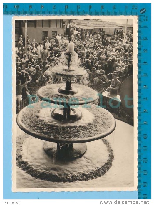 Beer Fountain Germany, Luebbecke ( Eine Stiftung Der Barre-brauerei, Fontaine De Bière) Real Photo Reel Postcard 2scans - Lübbecke