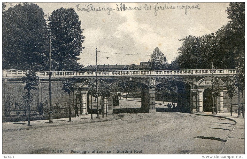 Torino - Passaggio Attraverso I Giardini Réali - Parks & Gärten