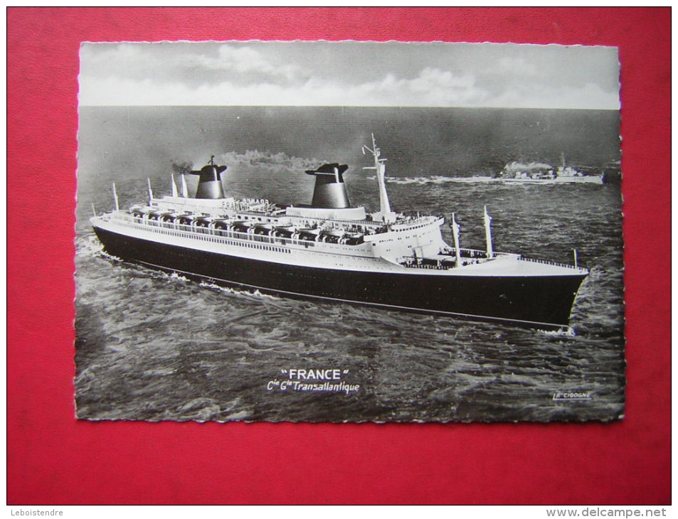 CPSM   PAQUEBOT   FRANCE  Cie TRANSATLANTIQUE      VOYAGEE 1964 TIMBRE - Piroscafi