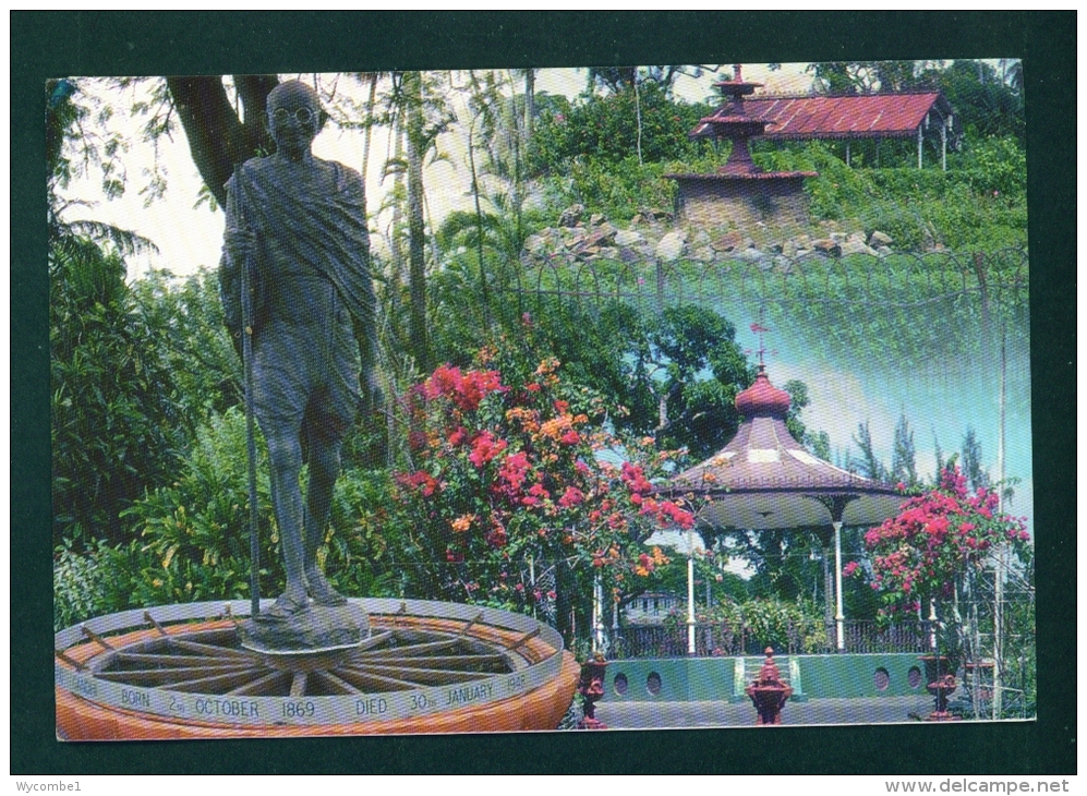 GUYANA  -  The Promenade Gardens  Georgetown  Multi View  Used Postcard As Scans - Other & Unclassified