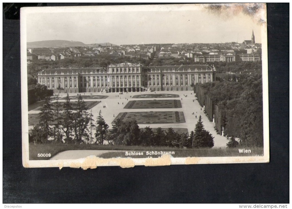 F2604 Wien I. ( Vienna, Vienne )  Schloss Schonbrunn - Castle, Chateau, Castello - Used 1951  - Old Small Card - Château De Schönbrunn