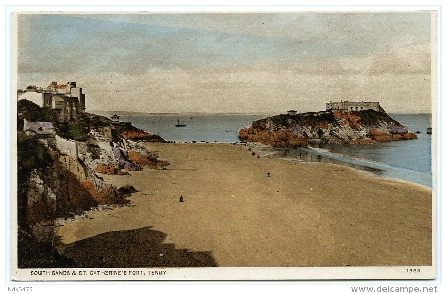 TENBY : SOUTH SANDS & ST. CATHERINE'S FORT - Pembrokeshire