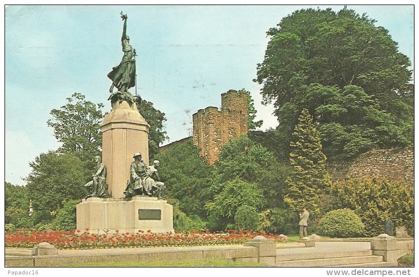 GB - Dev -Athelstone's Tower &amp; War Memorial Rougemont Gardens, Exeter - Plastichrom N° WHS 4212 (circ. 1967) - Exeter