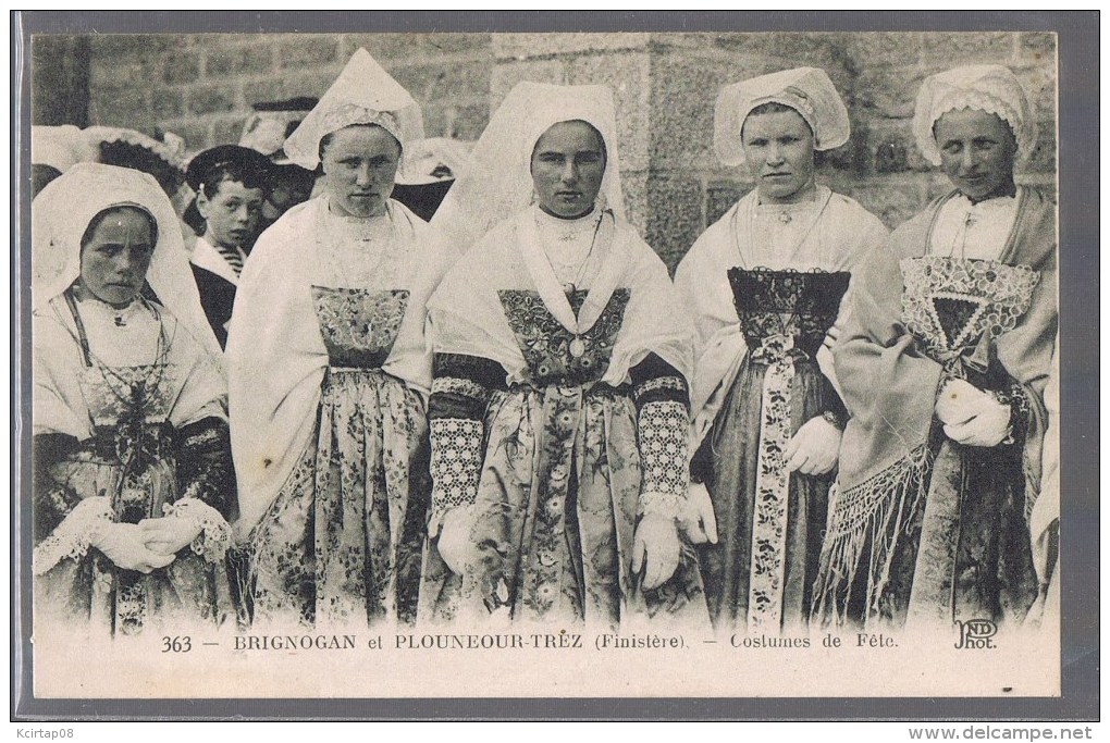 BRIGNOGNAN Et PLOUNEOUR - TREZ . Costumes De Fête . - Andere & Zonder Classificatie