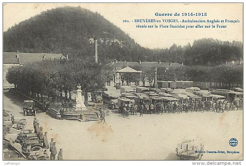 Depts Div -vosges - Ref V351-guerre 1914-18- Bruyeres Les Vosges -ambulanciers Anglais Et Francais Place Stanislas  - - Bruyeres