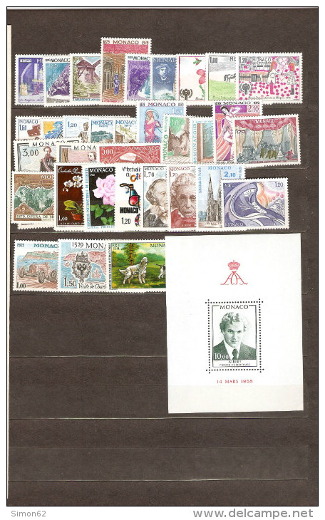 MONACO ANNEE COMPLETE  1979     34 TIMBRES NEUFS ** - Années Complètes