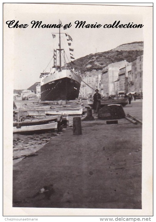 PHOTO 9 X 6.5 CORSE BONIFACIO PAQUEBOT PASCAL PAOLI A QUAI 2366 - Bateaux