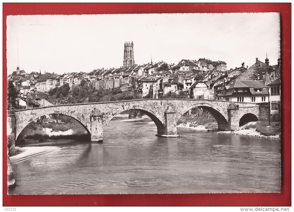 ADIV-19 Fribourg. Pont Sur La Sarine Et Vieille Ville. Non Circulé. - Fribourg