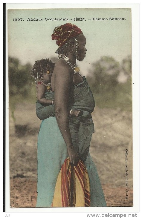 Afrique Occidentale , SENEGAL , Femme Saussai - Sénégal