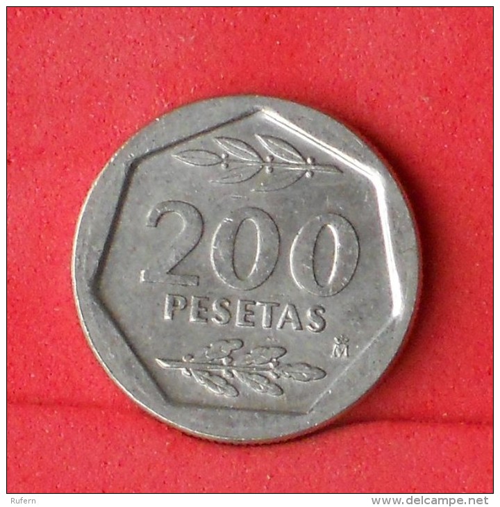 SPAIN  200  PESETAS  1986   KM# 829  -    (Nº09519) - 200 Pesetas