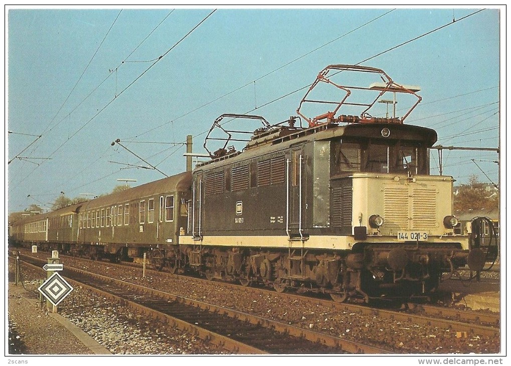 TRAIN Allemagne - EISENBAHN Deutschland - OSTERBURKEN - Elektro Personenzuglokomotive 144 021-3 - Trains
