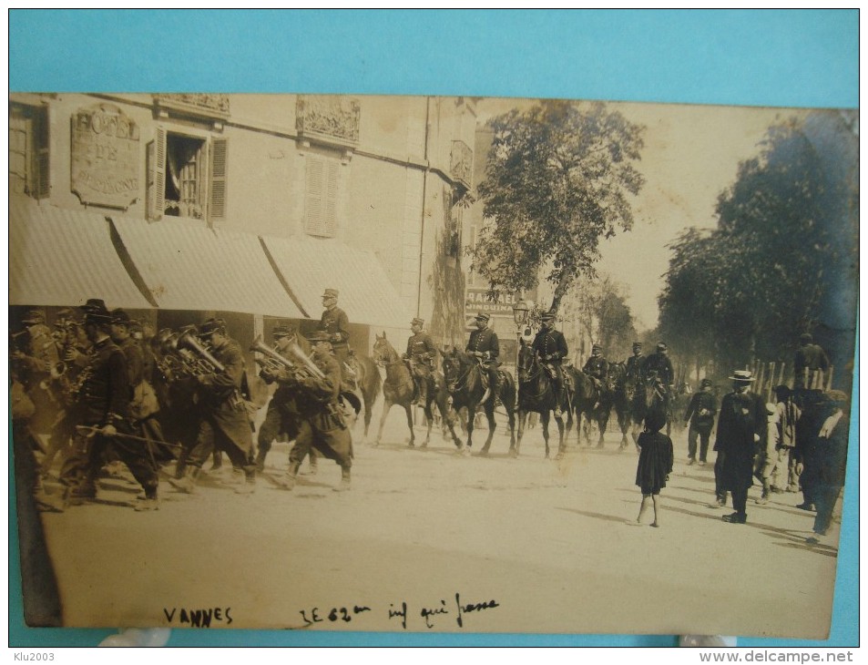 56 - Vannes - Carte Photo - Le 62° D'infanterie Qui Passe - La Musique En Tête - 1911 - Vannes