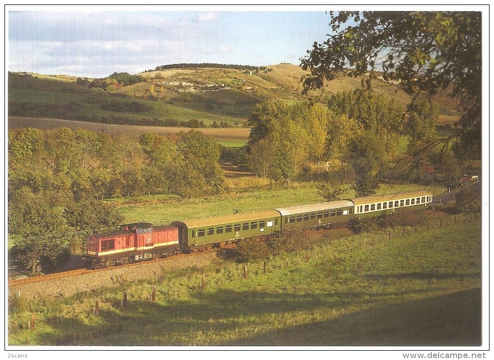 TRAIN Allemagne - EISENBAHN Deutschland - LAUCHA-AN-DER-UNSTRUT - Diesel Streckenlokomotive 202 721-7 - Trains