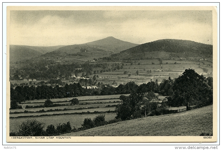 ABERGAVENNY : SUGAR LOAF MOUNTAIN - Monmouthshire