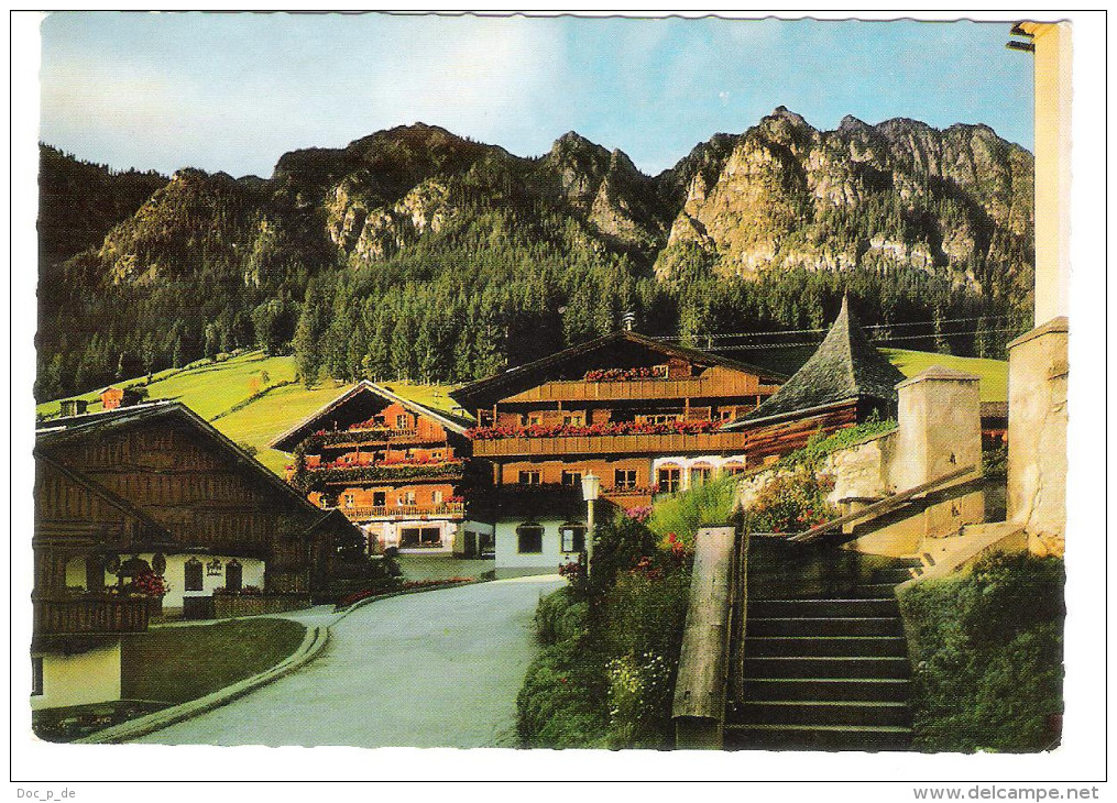 Österreich - Alpbach - Dorfplatz - Tirol - Brixlegg