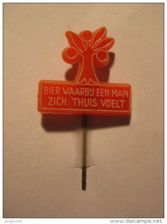 Pin Bier Waarbij Een Man Zich Thuis Voelt (GA01641) - Bier