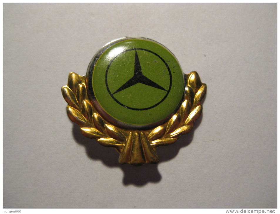 Pin Mercedes (GA01790) - Mercedes