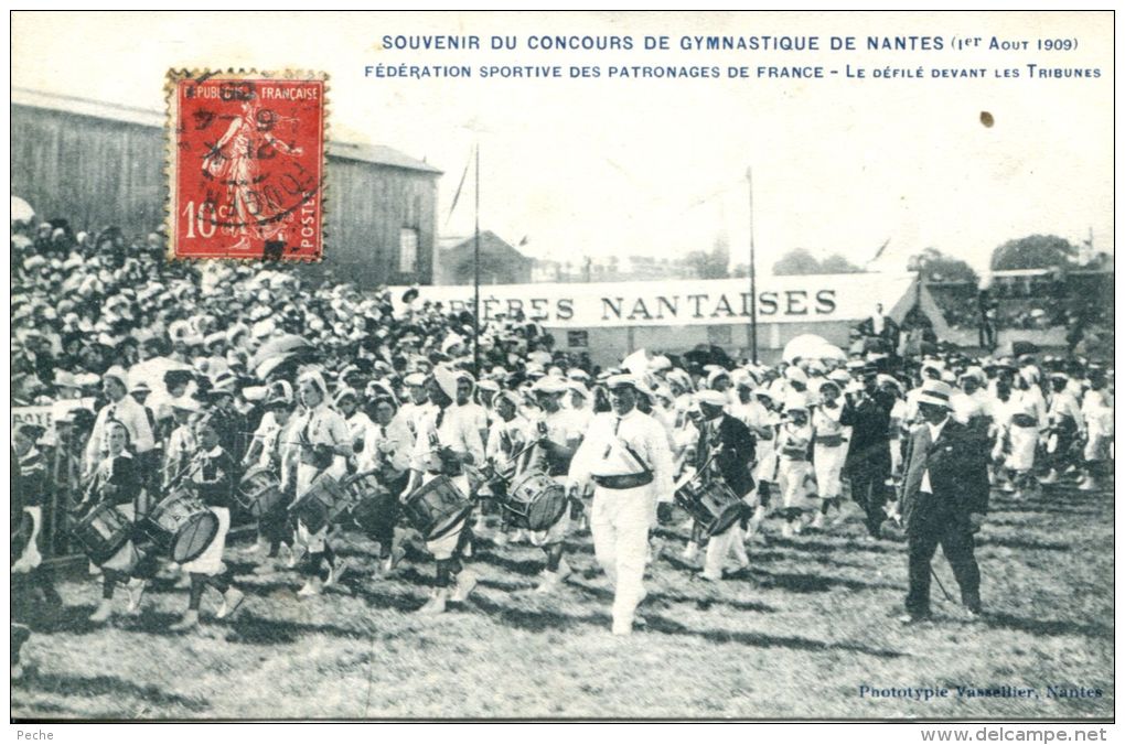 N°41151 -cpa Nantes -souvenir Du Concours De Gymnastique - - Nantes