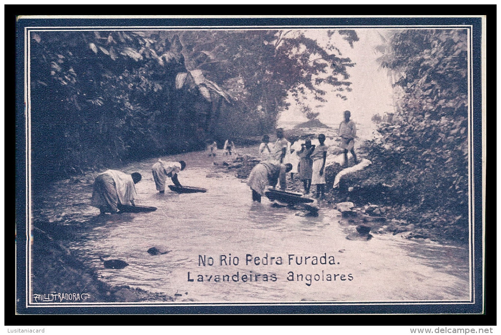 SÃO TOMÉ E PRÍNCIPE - LAVADEIRAS - No Rio Pedra Furada- Lavadeiras Angolares.      Carte Postale - Sao Tome And Principe