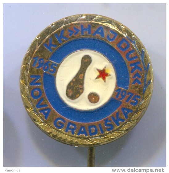 BOWLING - Nova Gradiska, Croatia, Vintage Pin, Badge - Bowling