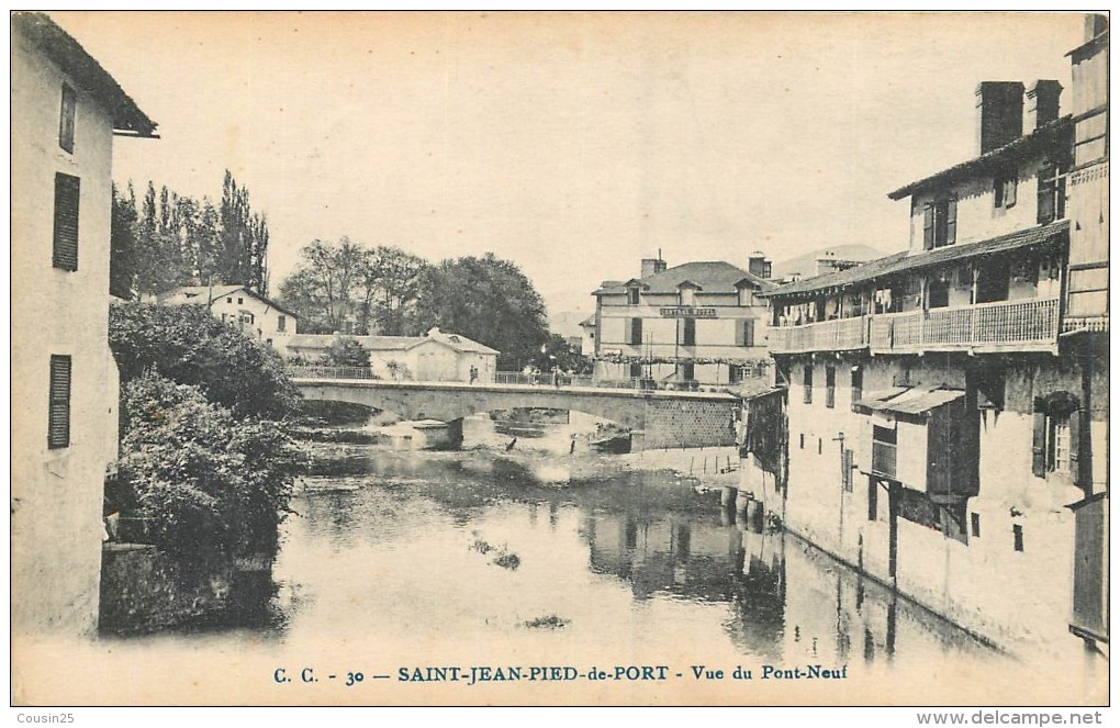 64 SAINT JEAN PIED DE PORT - Vue Du Pont Neuf - Saint Jean Pied De Port