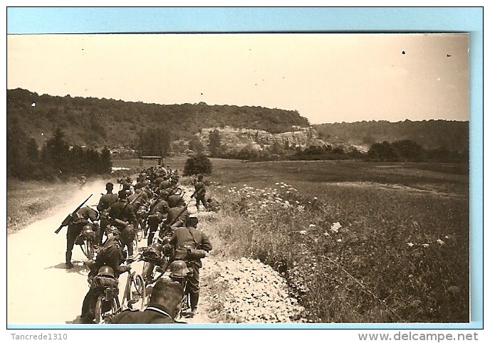 WW2 PHOTO ORIGINALE Soldat Allemand Route Entre VILLEY SAINT ETIENNE & FONTENOY Près Toul MEURTHE ET MOSELLE 54 LORRAINE - 1939-45