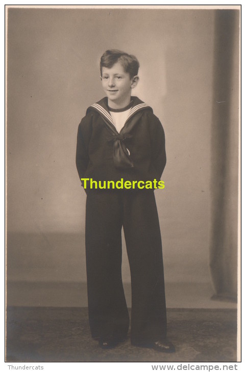 ANCIENNE PHOTO JEUNE GARCON ** VINTAGE PHOTO YOUNG BOY - Personnes Anonymes