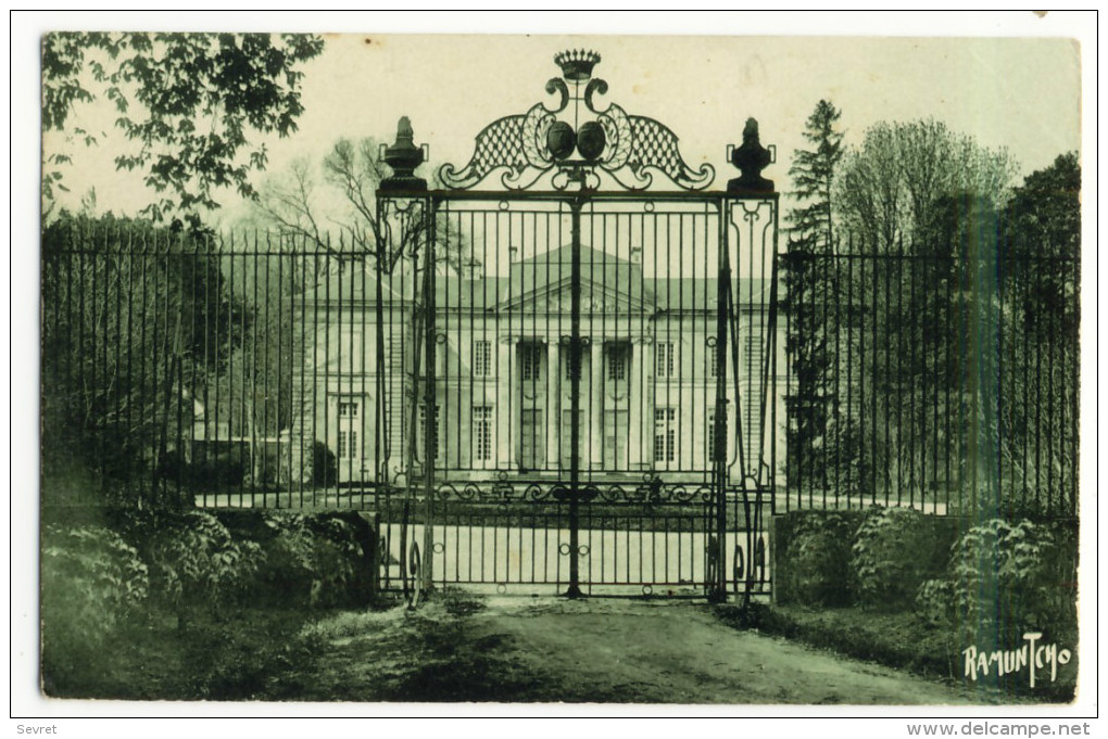 LA JARNE. - Château De Buzay - Autres & Non Classés