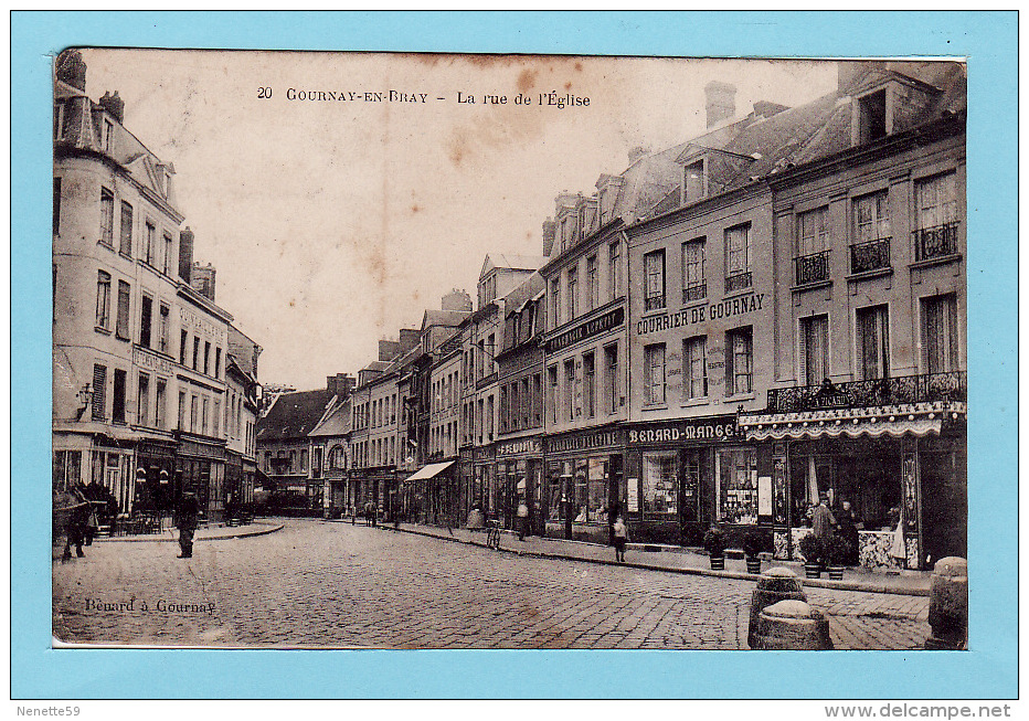 GOURNAY EN BRAY - La Rue De L´Eglise + Nombreux Commerces - Gournay-en-Bray