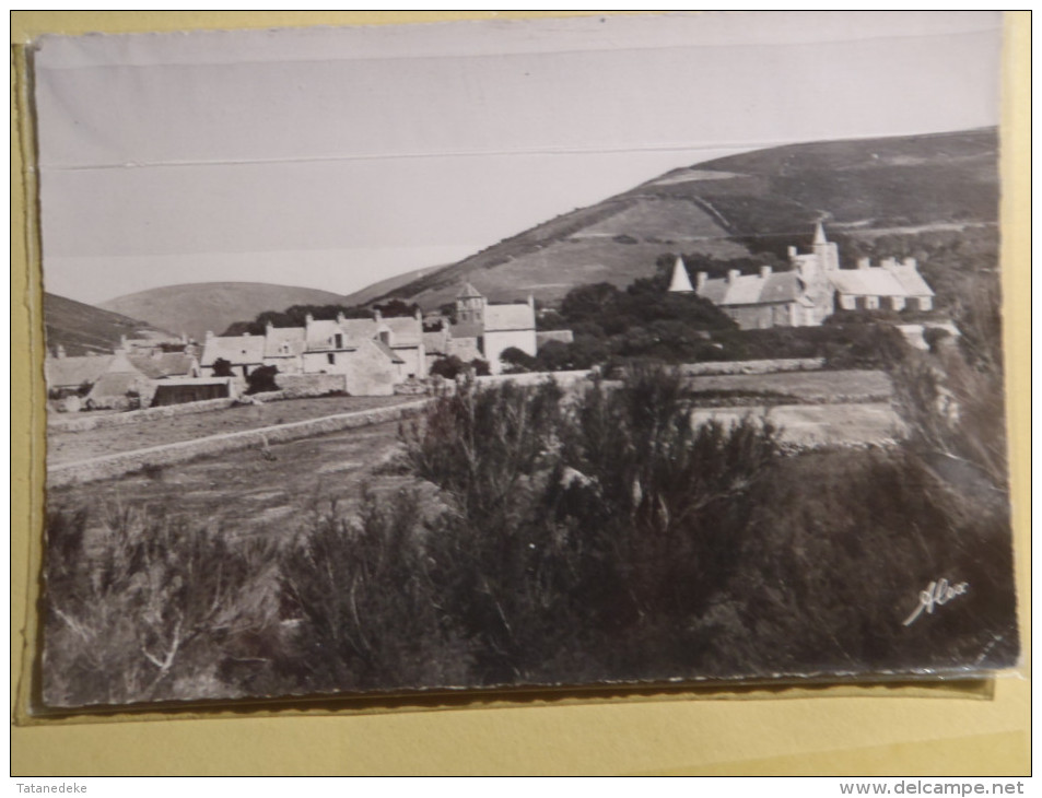 LA HAGUE -  Cherbourg - Vauville Le Village, Ses Vallées Et Ses Collines - Autres & Non Classés